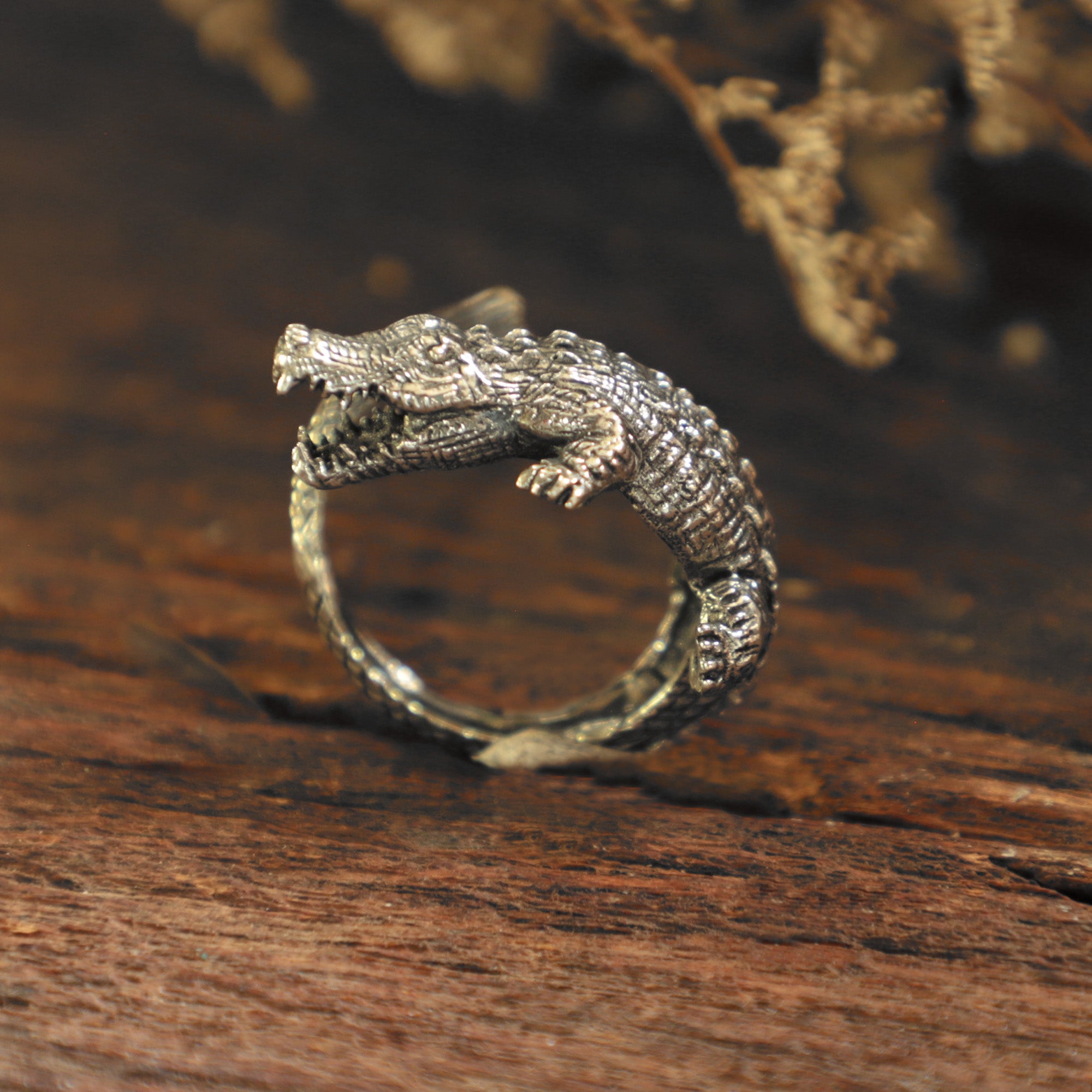 Unique Animal Jewel | Mary Lou | loumarylou.com | Thailand,Bangkok | Animal  jewelry, Animal rings, Sloth ring